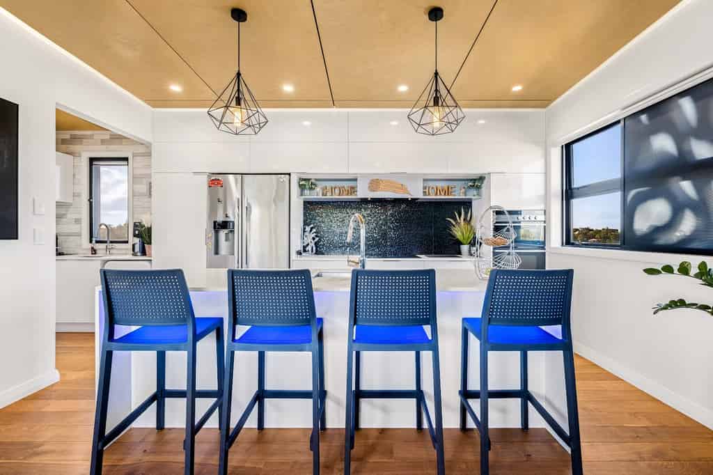 Kitchen island and breakfast bar