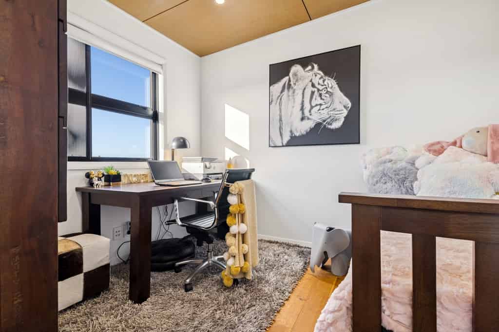 Home office or fifth bedroom