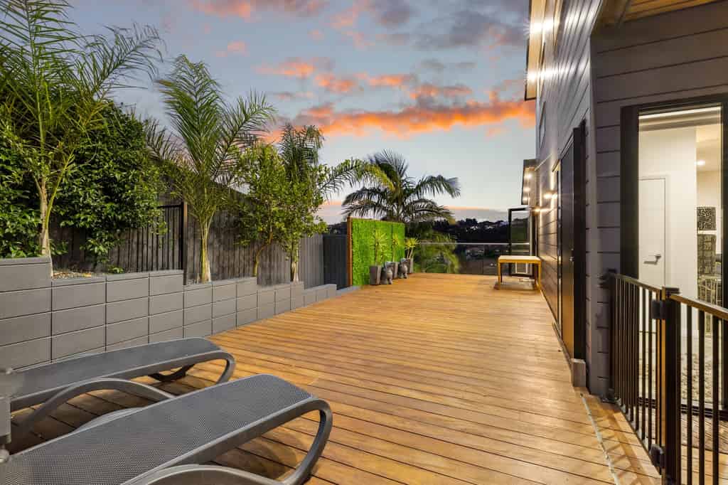 Private deck beside the residence